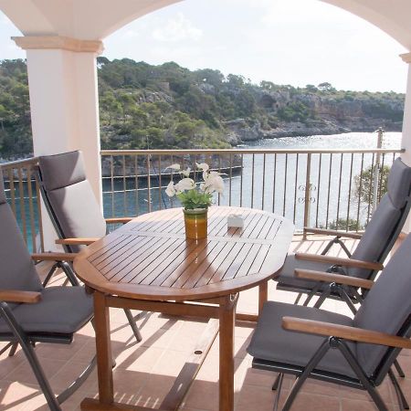 Apartamentos Vista Al Puerto Cala Figuera  Ngoại thất bức ảnh