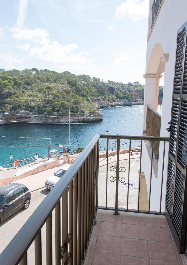 Apartamentos Vista Al Puerto Cala Figuera  Ngoại thất bức ảnh