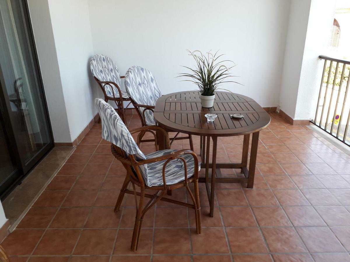 Apartamentos Vista Al Puerto Cala Figuera  Ngoại thất bức ảnh